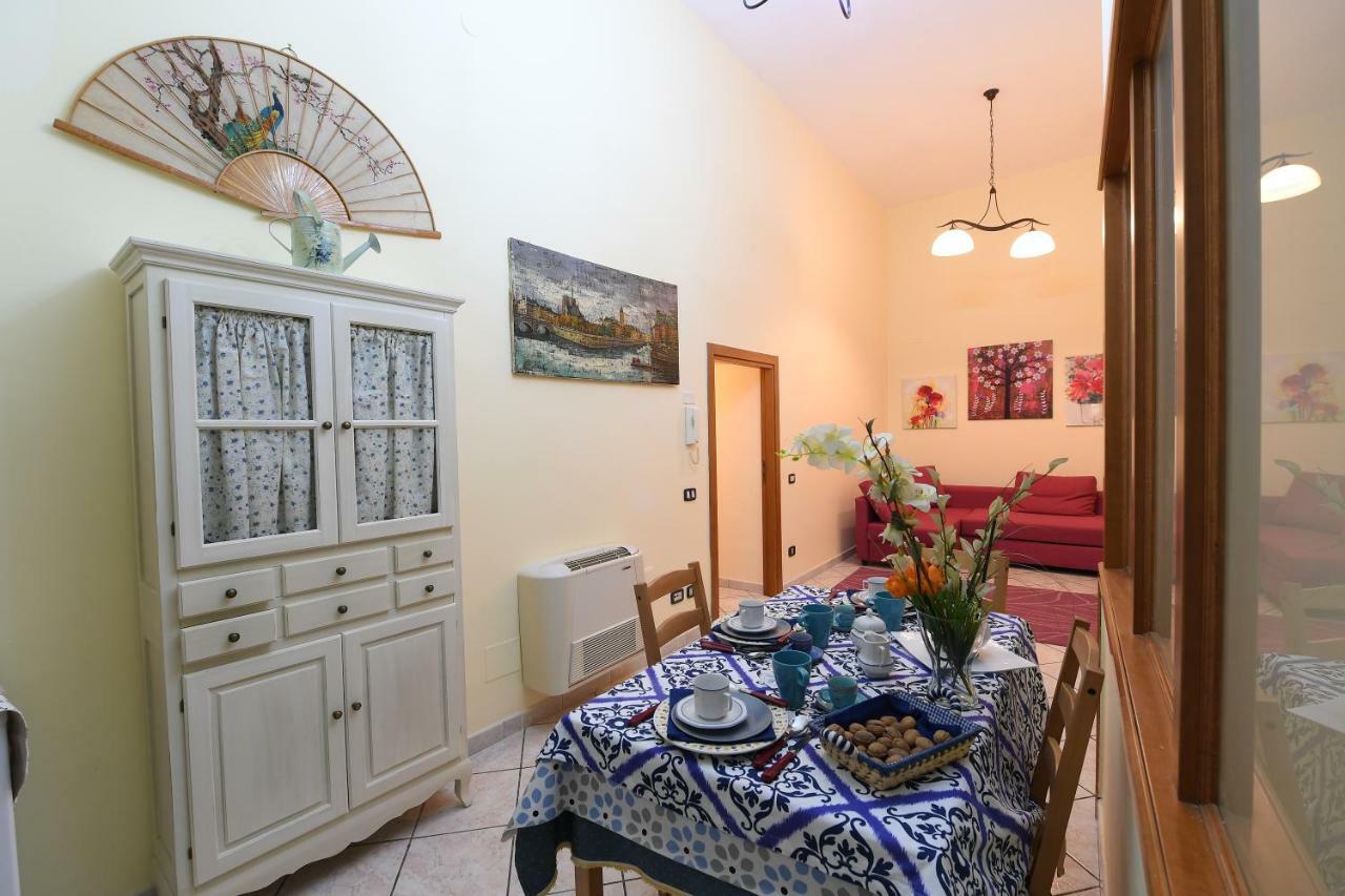 Salerno Centro Apartment Luaran gambar