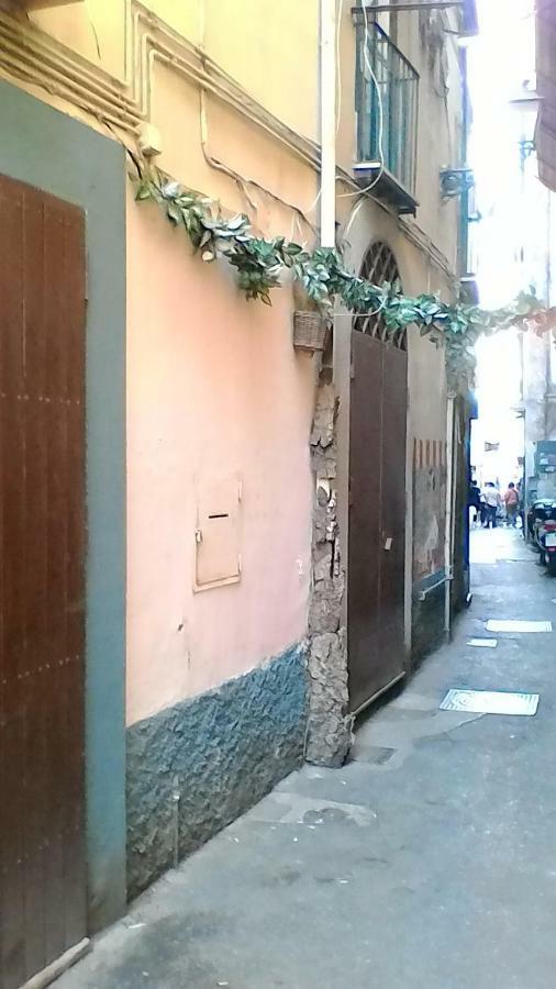 Salerno Centro Apartment Luaran gambar
